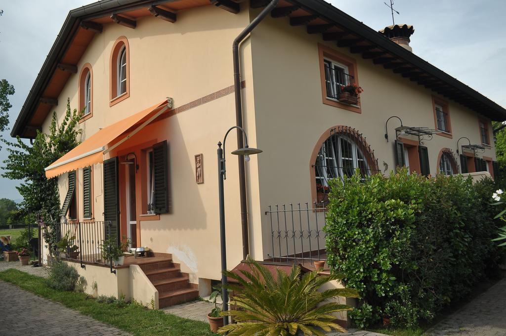 B&B La Lavande Марина-ди-Пьетрасанта Экстерьер фото